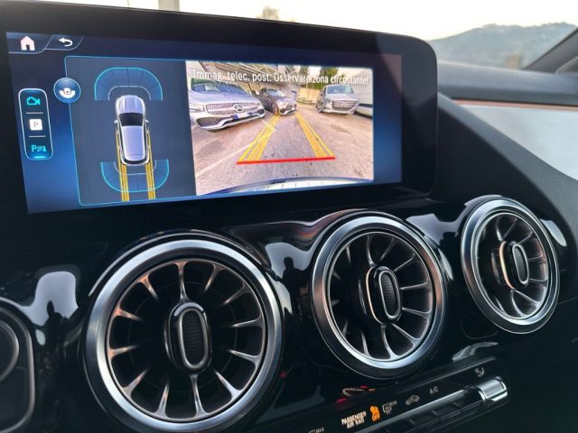 MERCEDES-BENZ GLA 200 usata, con Fendinebbia