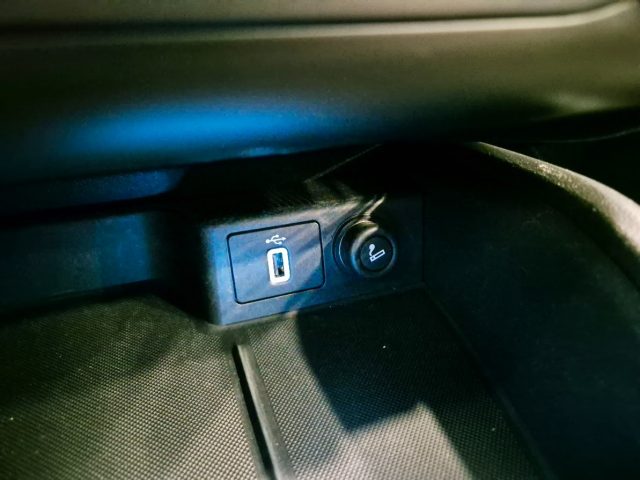 FORD Focus usata, con Autoradio digitale