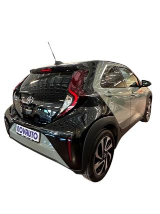 TOYOTA Aygo X usata, con Autoradio