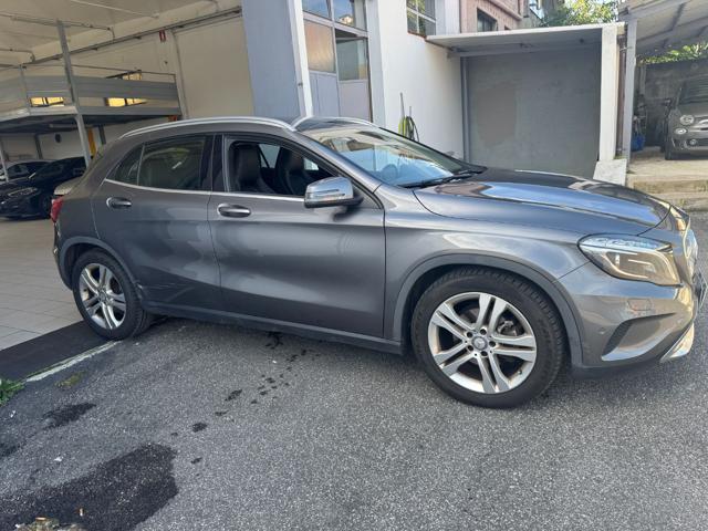 MERCEDES-BENZ GLA 220 usata, con Cerchi in lega