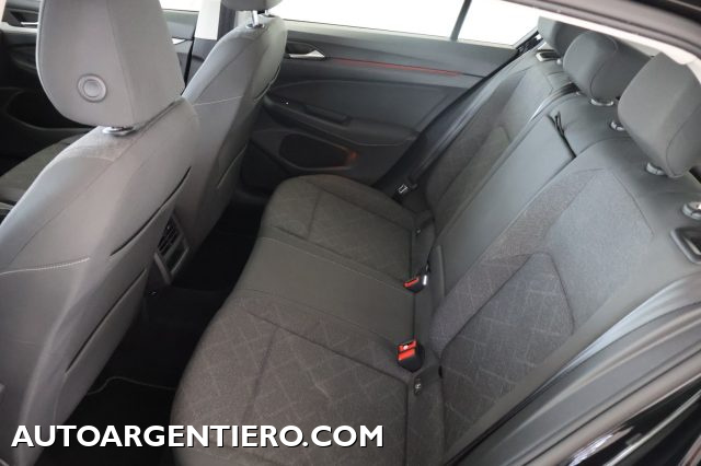 VOLKSWAGEN Golf usata, con Fari LED