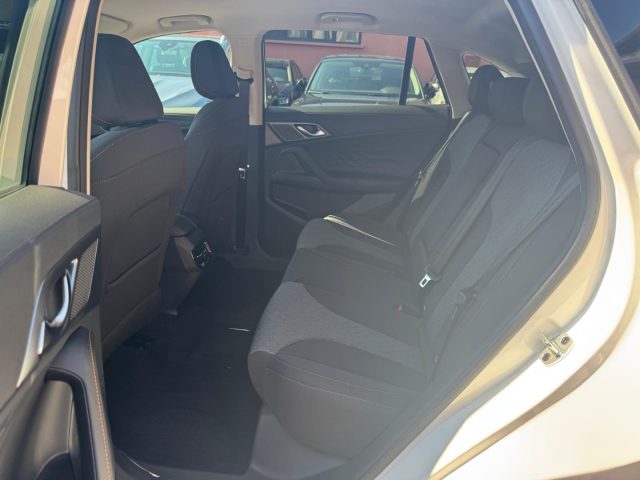 MG HS usata, con Fendinebbia