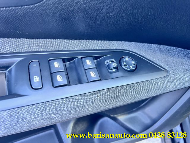 PEUGEOT 5008 usata, con Chiusura centralizzata