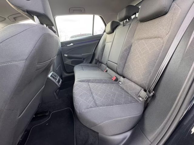 VOLKSWAGEN Golf usata, con Boardcomputer