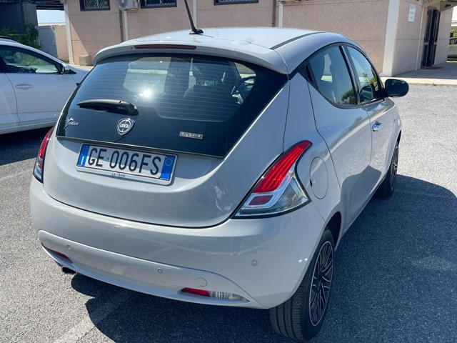 LANCIA Ypsilon usata, con USB