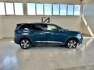 PEUGEOT 5008 usata, con Cerchi in lega
