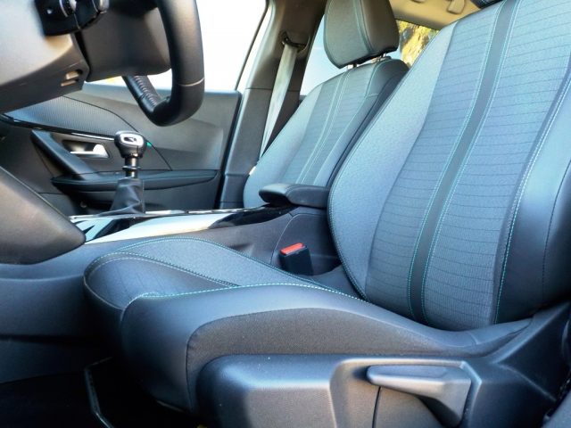 PEUGEOT 2008 usata, con Cerchi in lega