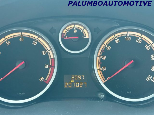 OPEL Corsa usata, con Controllo trazione