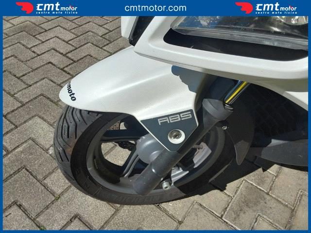 KYMCO Downtown 300i usata 11