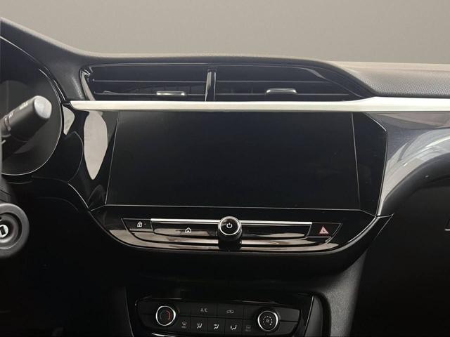 OPEL Corsa usata, con Volante in pelle