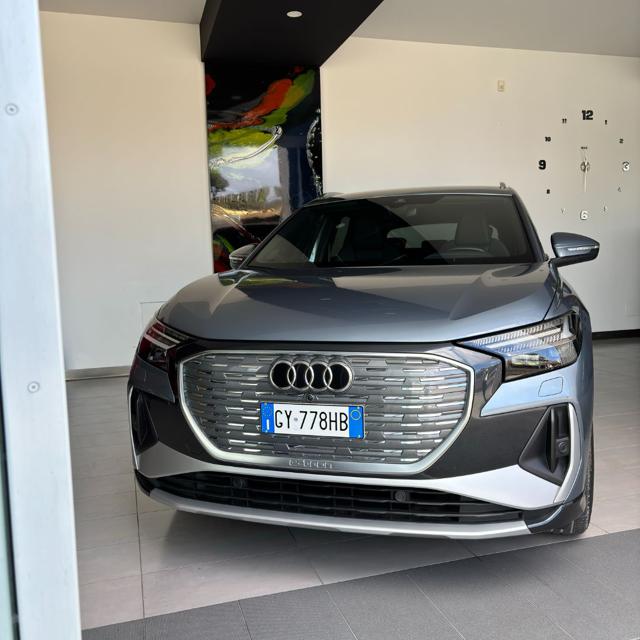 AUDI Q4 e-tron usata, con Airbag laterali