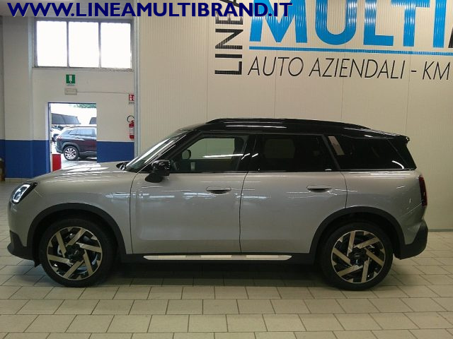 MINI Countryman usata, con Fari LED
