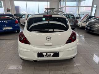 OPEL Corsa usata, con MP3