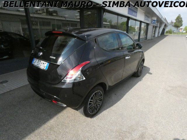 LANCIA Ypsilon usata, con Controllo trazione