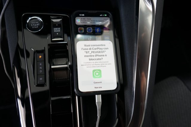 PEUGEOT 3008 usata, con Android Auto