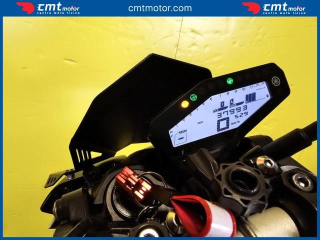 YAMAHA MT-09 usata 4