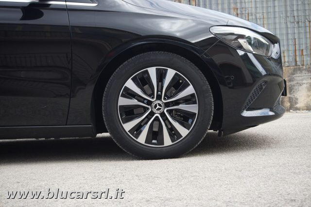 MERCEDES-BENZ B 180 usata, con Bracciolo
