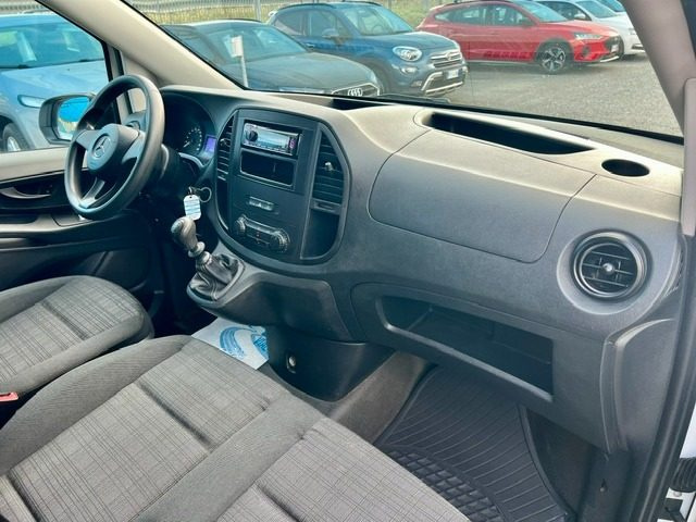 MERCEDES-BENZ Vito usata 11