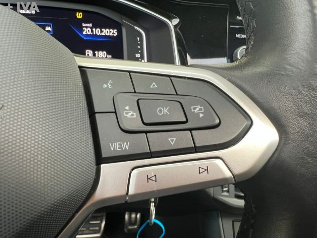 VOLKSWAGEN Taigo usata 21