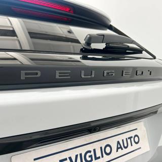 PEUGEOT 2008 usata, con Sensori di parcheggio anteriori