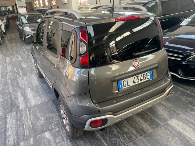 FIAT Panda Cross usata, con Alzacristalli elettrici
