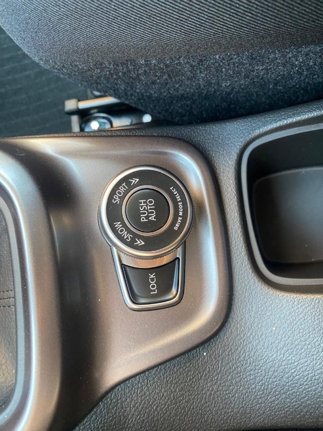SUZUKI Vitara usata, con Sedile posteriore sdoppiato