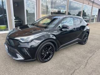TOYOTA C-HR 1.8 Hybrid E-CVT BLACK EDITION
