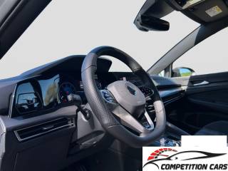 VOLKSWAGEN Golf usata, con Autoradio