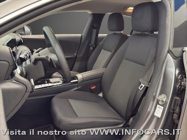 MERCEDES-BENZ CLA 200 usata, con Alzacristalli elettrici