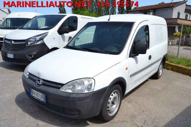 OPEL Combo usata, con Autoradio