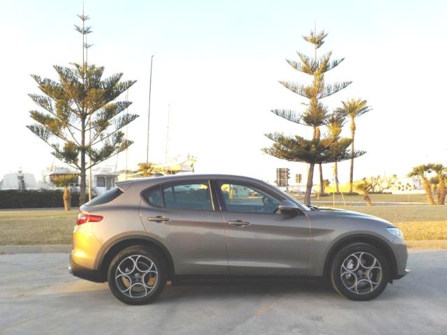 ALFA ROMEO Stelvio usata, con Vetri oscurati