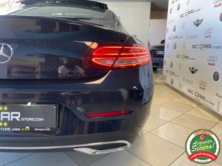 MERCEDES-BENZ C 220 usata, con Specchietti laterali elettrici