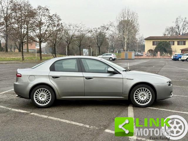 ALFA ROMEO 159 usata, con Autoradio