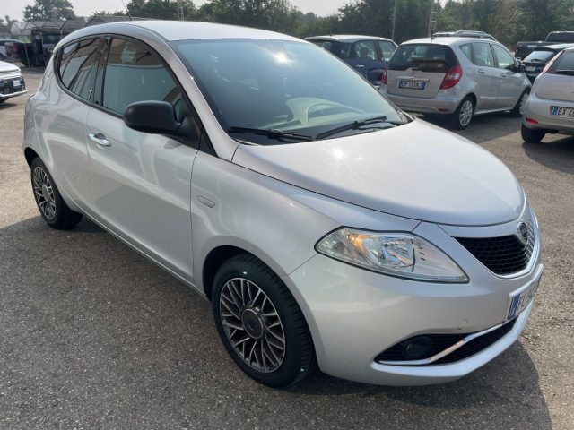 LANCIA Ypsilon usata, con Climatizzatore