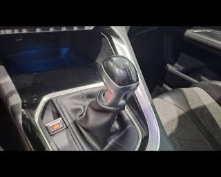 PEUGEOT 3008 usata, con Sensori di parcheggio posteriori