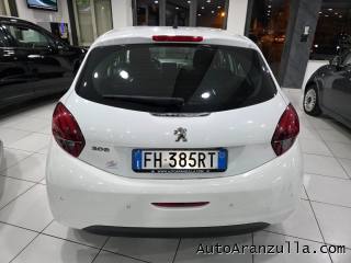 PEUGEOT 208 usata, con Alzacristalli elettrici
