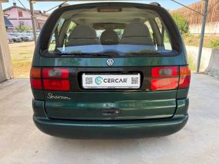VOLKSWAGEN Sharan usata, con Autoradio