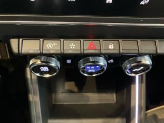 RENAULT Clio usata, con Hill holder