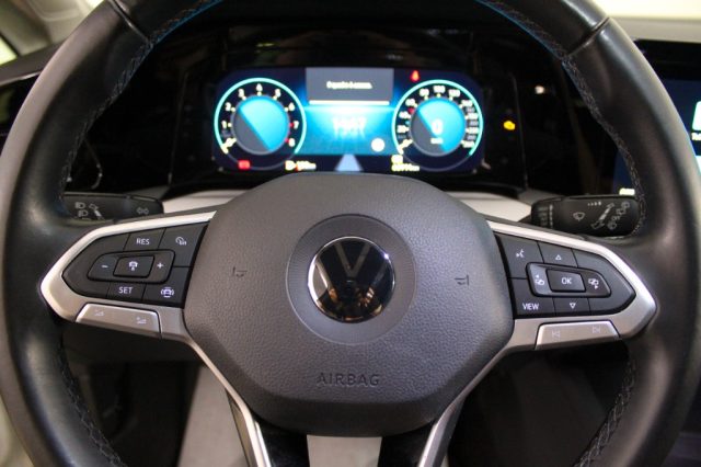 VOLKSWAGEN Golf usata, con Fari LED