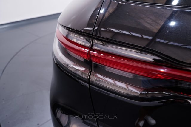 PORSCHE Macan usata, con Airbag testa