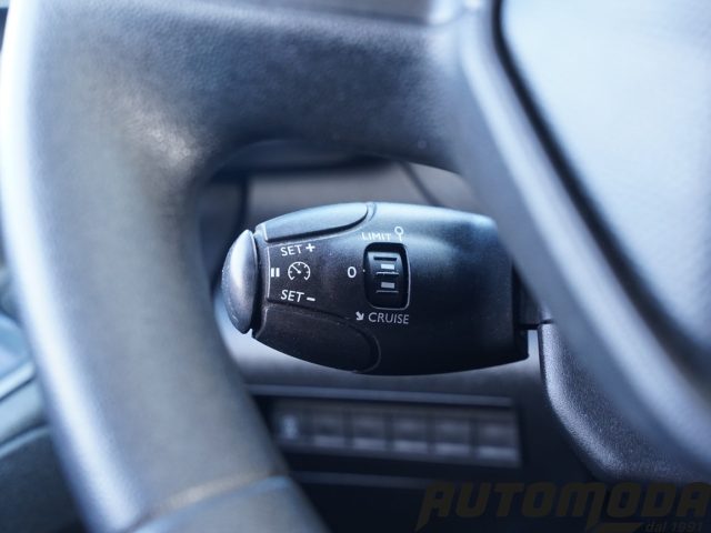 PEUGEOT Partner usata, con Sensore di luce