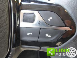 PEUGEOT 208 usata, con Sedile posteriore sdoppiato