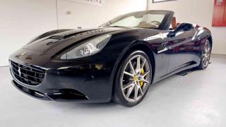 FERRARI California Km 13000 nuova IVA detraibile