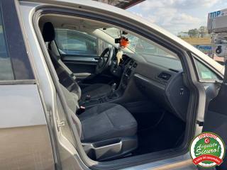 VOLKSWAGEN Golf usata, con Airbag laterali