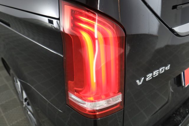MERCEDES-BENZ CLA usata 13