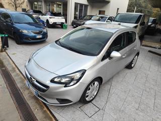 OPEL Corsa usata, con Airbag