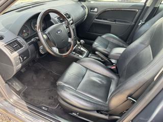 FORD Mondeo usata, con Autoradio