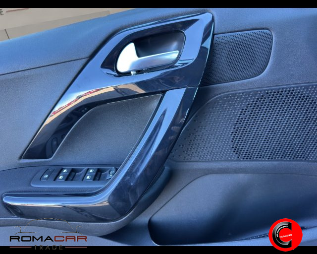 PEUGEOT 2008 usata, con Bluetooth