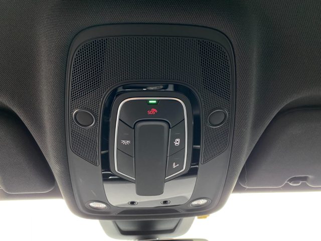 AUDI Q8 usata, con Sistema di navigazione