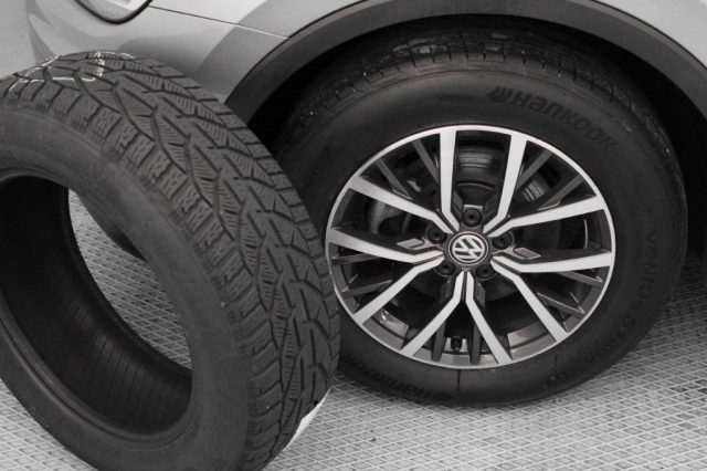 VOLKSWAGEN Tiguan usata, con Fendinebbia